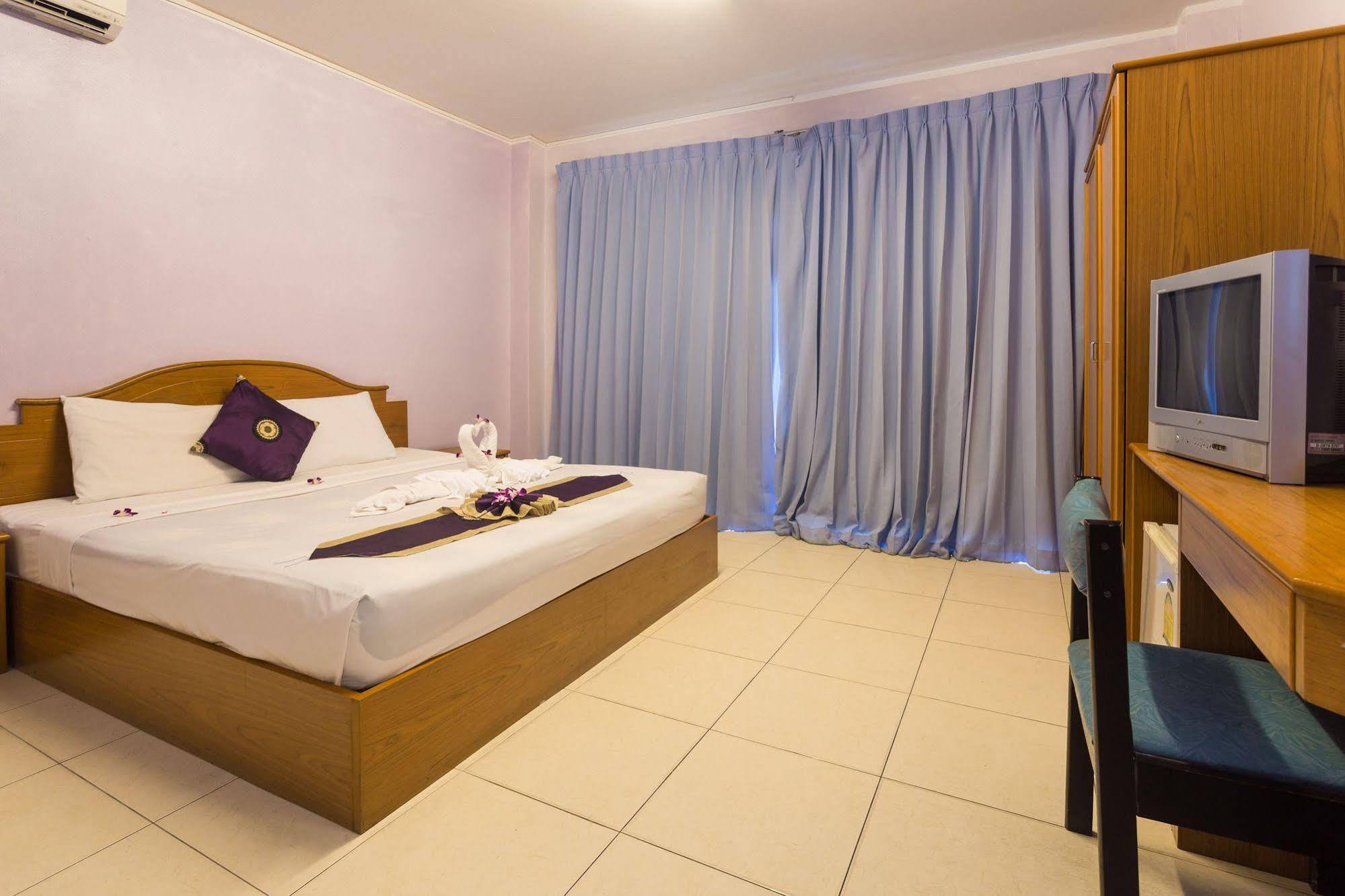 Guesthouse Belvedere Patong Экстерьер фото